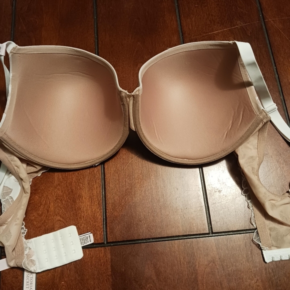 Victoria's Secret Floral Lace Push Up 42C Bra - Picture 4 of 4